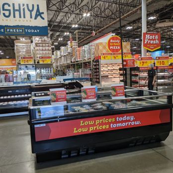 Joe V's Smart Shop - Sushi bar (left), quick and easy meals (right) - Grocery Near Me - Katy, Texas Joe V's Smart Shop - Sushi bar (left), quick and easy meals (right) - Grocery Near Me - Katy, Texas