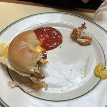 Putnam Restaurant - Bacon,  Egg and Cheese on a bagel - Diners Near Me - Greenwich, Connecticut