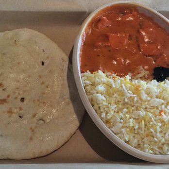 Tikka Shack Indian Grub - Tikka Marsala with chicken and plain naan - Indian Near Me - Lubbock, Texas