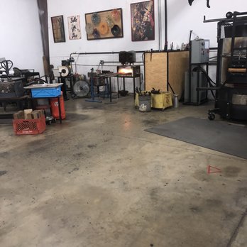 Ballis Glass - Inside his art studio! - Glass Blowing Near Me - Fresno, California