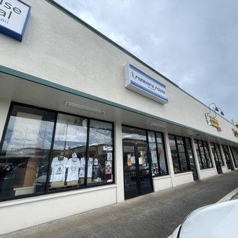 Runners Route - Sporting Goods Near Me - Aiea, Hawaii