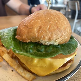 Dish Society - Hamburger - Southern Near Me - Austin, Texas