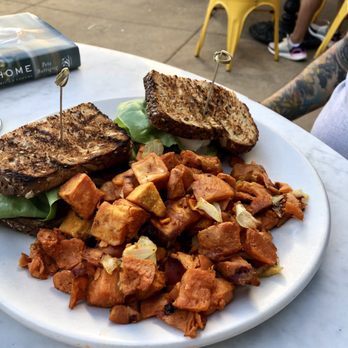 True Food Kitchen - T.L.T. with sweet potato hash - Vegetarian Near Me - Pasadena, California True Food Kitchen - T.L.T. with sweet potato hash - Vegetarian Near Me - Pasadena, California