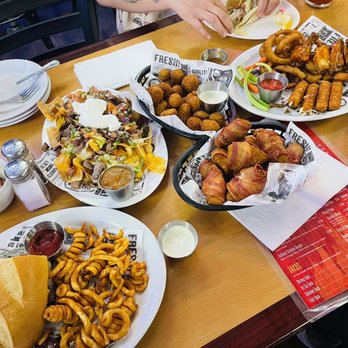 Brick House Bar & Grill - Tri-Tip Sandwich, Tri-tip nachos, bacon wrapped jalapeño poppers, Battered Mushrooms, Sampler, Fish Taco. - Bars Near Me - Sanger, California Brick House Bar & Grill - Tri-Tip Sandwich, Tri-tip nachos, bacon wrapped jalapeño poppers, Battered Mushrooms, Sampler, Fish Taco. - Bars Near Me - Sanger, California