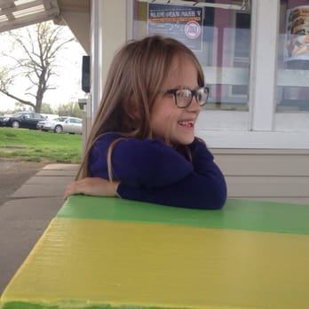Cree-Mee Freeze - Little girl approved. - Fast Food Near Me - Concordia, Missouri Cree-Mee Freeze - Little girl approved. - Fast Food Near Me - Concordia, Missouri