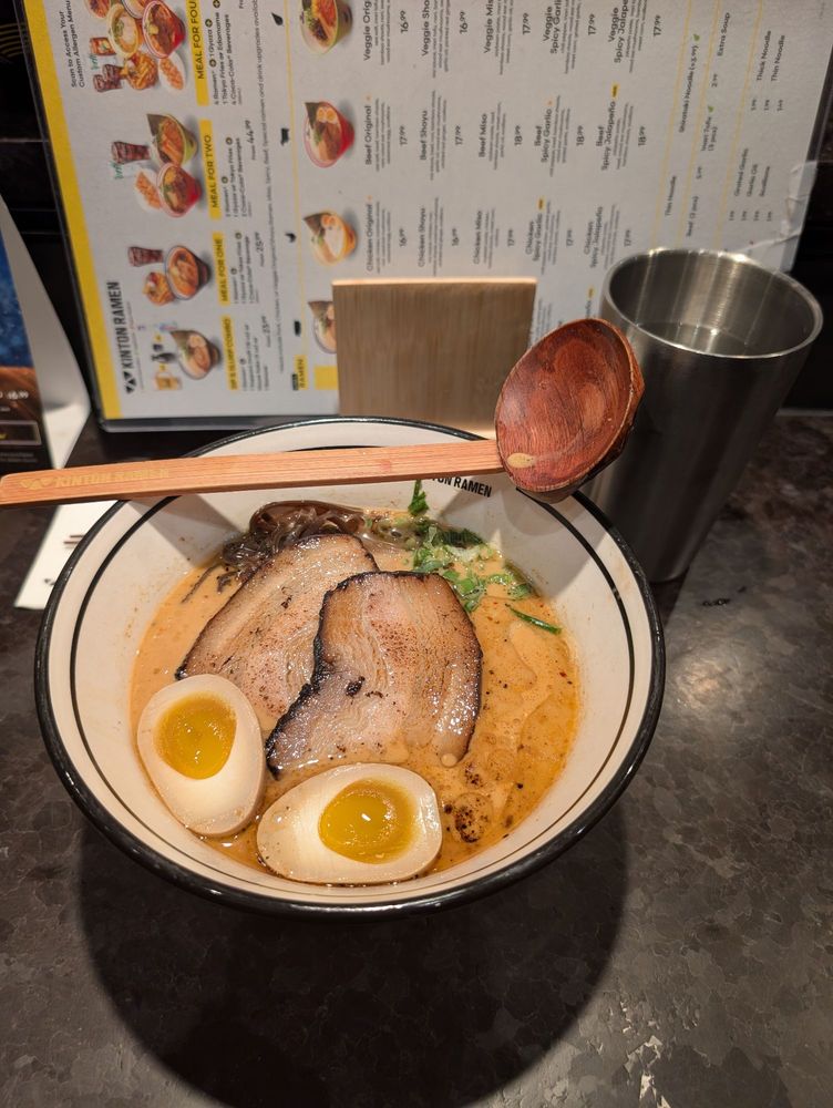 Kinton Ramen Logo