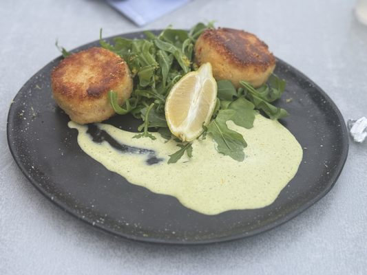 Stones Throw Hotel and Restaurant by null