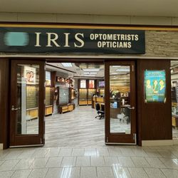 IRIS Optometrists and Opticians - Richmond - The front