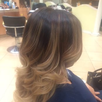 Bebe Salon - Hair by Vikki - Hair Stylists Near Me - Garden Grove, California