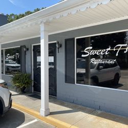 Sweet T's Restaurant - Sweet T's Restaurant.