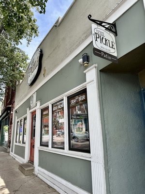 Tickle Pickle Restaurant by null