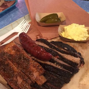 Franklin Barbecue - Barbeque Near Me - Austin, Texas Franklin Barbecue - Barbeque Near Me - Austin, Texas