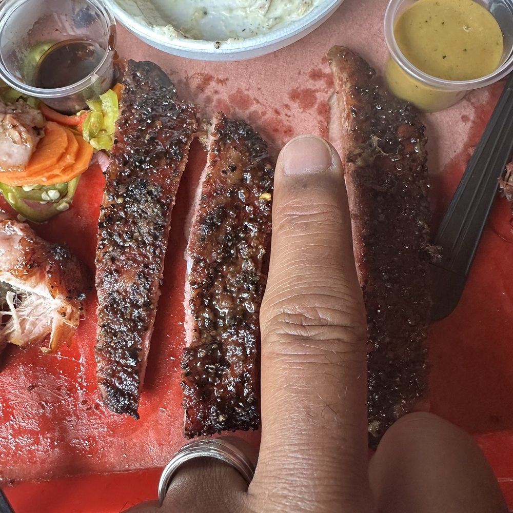 Chef J BBQ - Ribs the size of my finger. Not the size they advertise. - Barbeque Near Me - Kansas City, Missouri