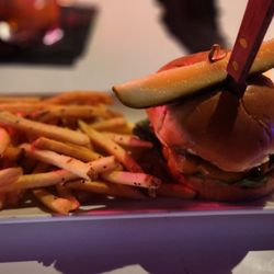 Shin Dig - Burger