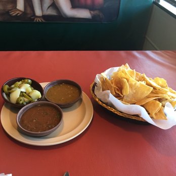 La Hacienda de Roselle - Chips and salsa - Mexican Near Me - Roselle, Illinois