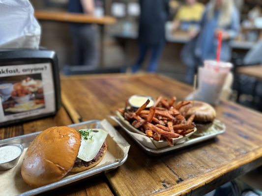 Burger Bench Escondido by null