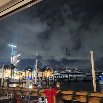 Coconuts - Outdoors - Seafood Near Me - Fort Lauderdale, Florida