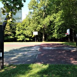 Prairie Creek Park - basketball