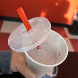 Big Scoop Sundae Palace & Restaurant - Huckleberry milk shake