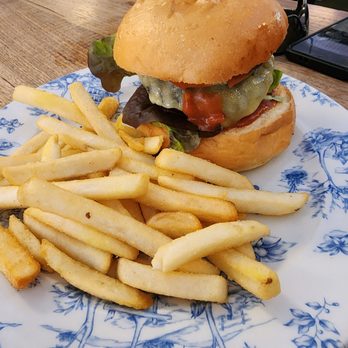 The Edinburgh Castle - hamburger and chips - Bars Near Me - Sydney, NSW The Edinburgh Castle - hamburger and chips - Bars Near Me - Sydney, NSW