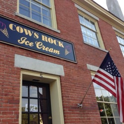 Cows Rock Ice Cream - New ice cream shop opened 5/17/14, between Drummond Park/Youth Center and the NA Common. Serves Richardson's ice cream & pizza.