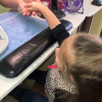 Aqua Nail Salon and Spa - Hair Removal Near Me - Lexington, South Carolina