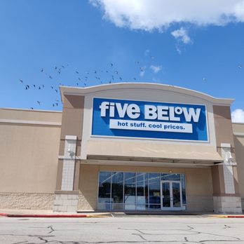 Five Below - Storefront - Discount Store Near Me - Houston, Texas Five Below - Storefront - Discount Store Near Me - Houston, Texas