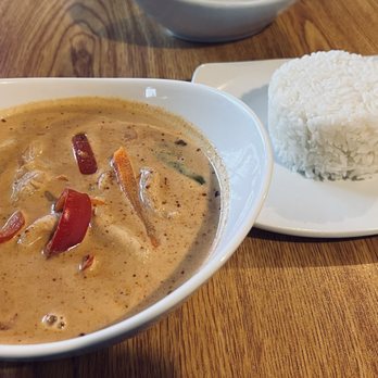 Mai Thai Restaurant - Chicken panang curry - Thai Near Me - Fort Worth, Texas