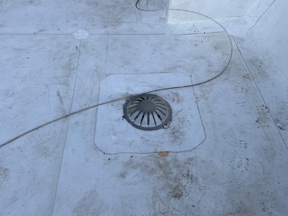 Slide of EZ Solar & Roofing