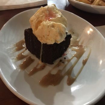 Resurgence Brewing Co - Sponge Candy Stout Fudge Brownie A La Mode - Breweries Near Me - Buffalo, New York