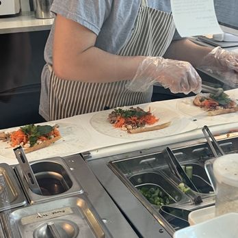 Kraft Vermicelli - Spring rolls under construction - Cafes Near Me - Camarillo, California