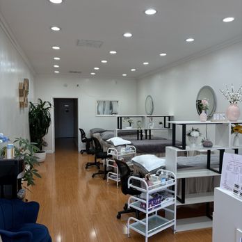 Miji Beauty Eyelash - Eyelash Service Near Me - Placentia, California Miji Beauty Eyelash - Eyelash Service Near Me - Placentia, California