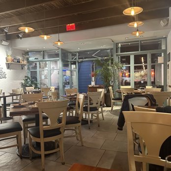 Agora Taverna - Greek Near Me - Forest Hills, New York
