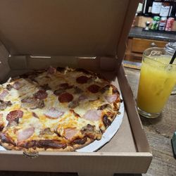 Wagon Wheel Bar & Grill