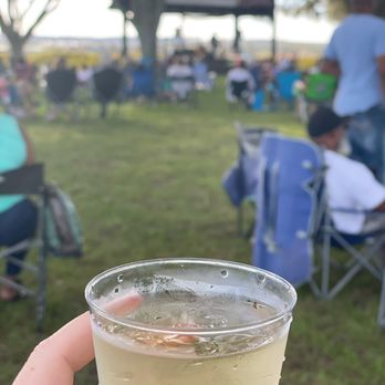 Lakeridge Winery & Vineyards - Wine - Wineries Near Me - Clermont, Florida Lakeridge Winery & Vineyards - Wine - Wineries Near Me - Clermont, Florida