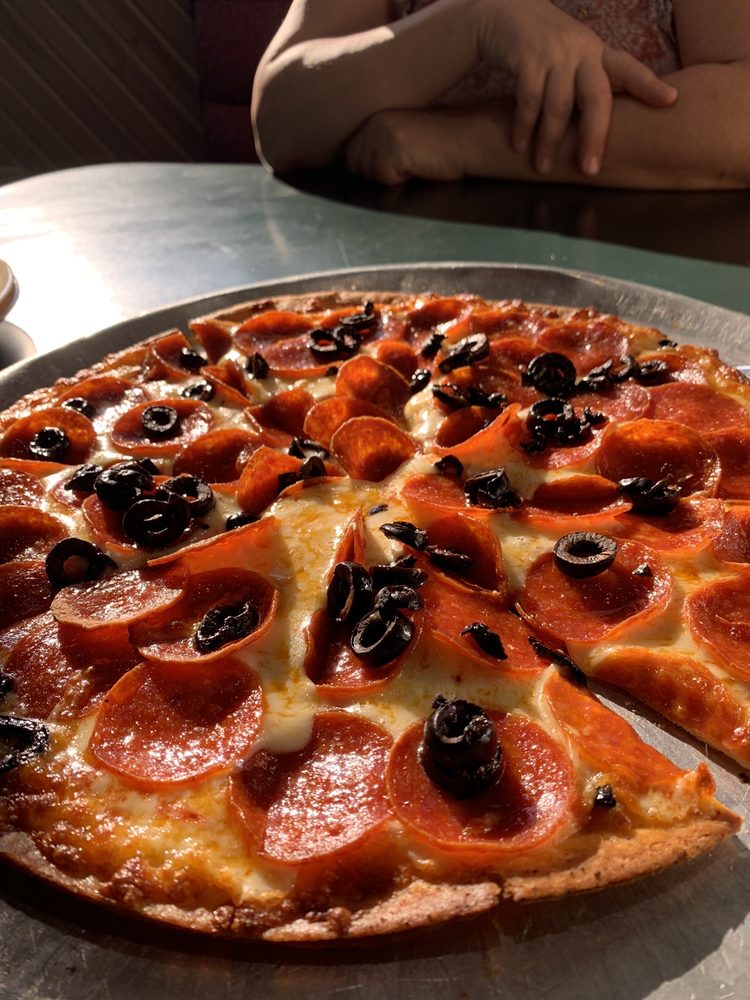 FINISH LINE PIZZA 20 Photos & 12 Reviews 303 N Pecan St, Bells, TX