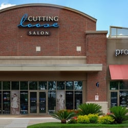 Cutting Loose Salon - Protege by Cutting Loose is located inside the University Park location