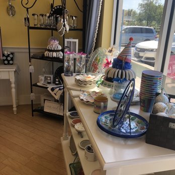 Nothing Bundt Cakes - Bakeries Near Me - Jacksonville, Florida