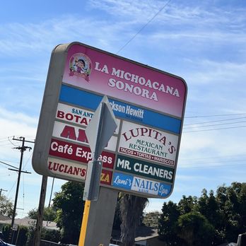 La Michoacana Sonora - Outside Signage - Juice Bars & Smoothies Near Me - Norwalk, California