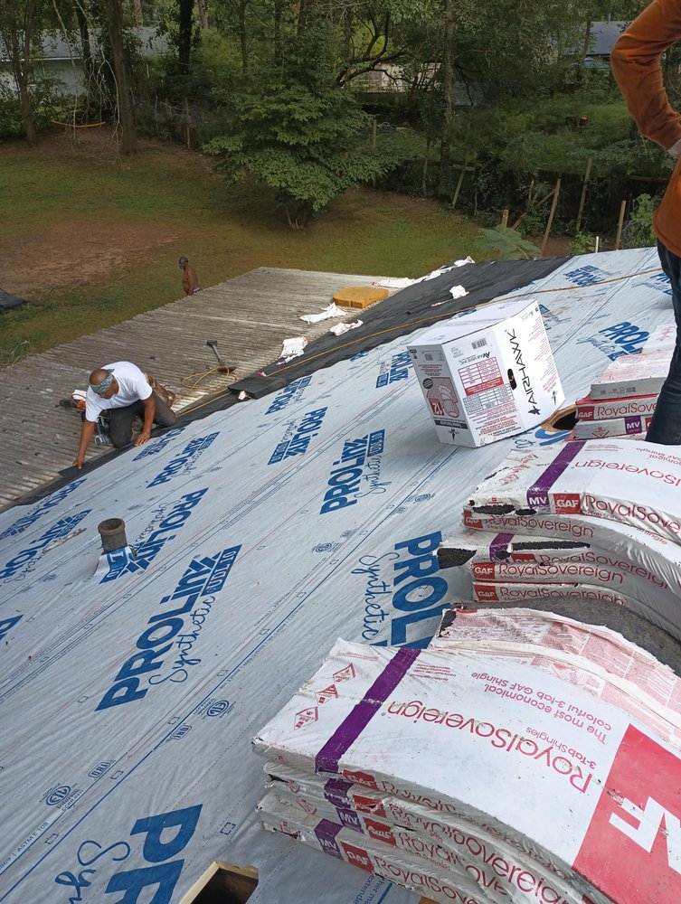 Slide of T & R Roofing