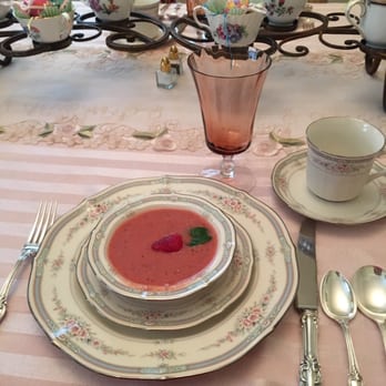 Sandstone Street Bed And Breakfast - Easter Breakfast - Bed & Breakfast Near Me - Llano, Texas