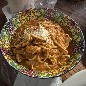 Guapo Mexican Cuban Cuisine - Spaghetti con Pollo - Mexican Near Me - Yonkers, New York Guapo Mexican Cuban Cuisine - Spaghetti con Pollo - Mexican Near Me - Yonkers, New York