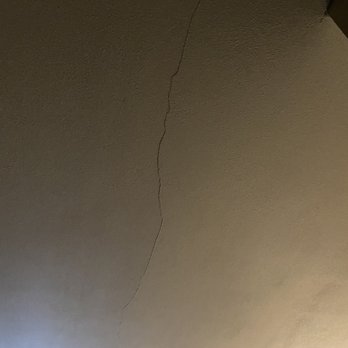 Roosevelt Resort Park - Crack in the ceiling - RV Parks Near Me - Roosevelt, Arizona