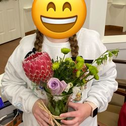 Park Terrace - Making flower arrangements with Memory Care residents was a lot of fun for everyone!