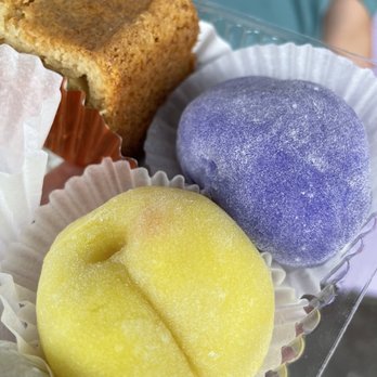 Two Ladies Kitchen - Look at them yum yums - Bakeries Near Me - Hilo, Hawaii Two Ladies Kitchen - Look at them yum yums - Bakeries Near Me - Hilo, Hawaii