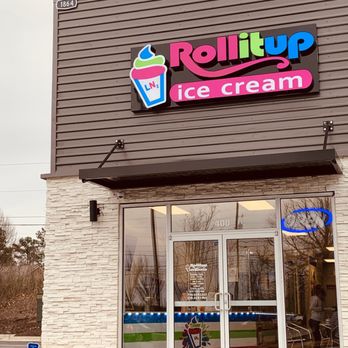 Roll It Up - Snellville - Front of the store - Desserts Near Me - Snellville, Georgia