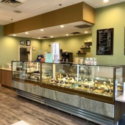 Gio's Gelato & Espresso Bar - Gio's Gelato & Espresso Bar Interior
