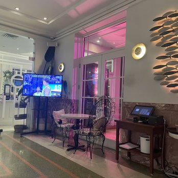 Call Me Cuban - Indoor area watching NBA Playoffs - Cuban Near Me - Miami Beach, Florida Call Me Cuban - Indoor area watching NBA Playoffs - Cuban Near Me - Miami Beach, Florida