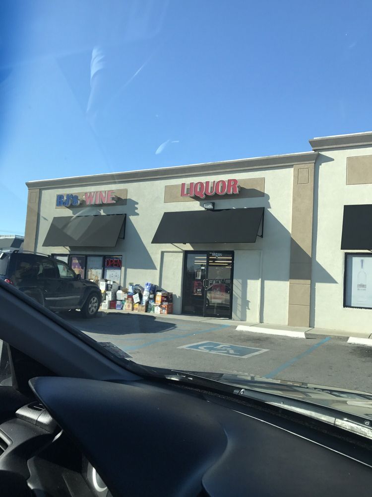 B J's Liquor & Wine Logo