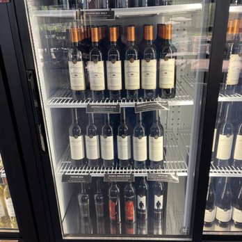 Arrington Vineyards - Wine Tasting Room Near Me - Arrington, Tennessee Arrington Vineyards - Wine Tasting Room Near Me - Arrington, Tennessee